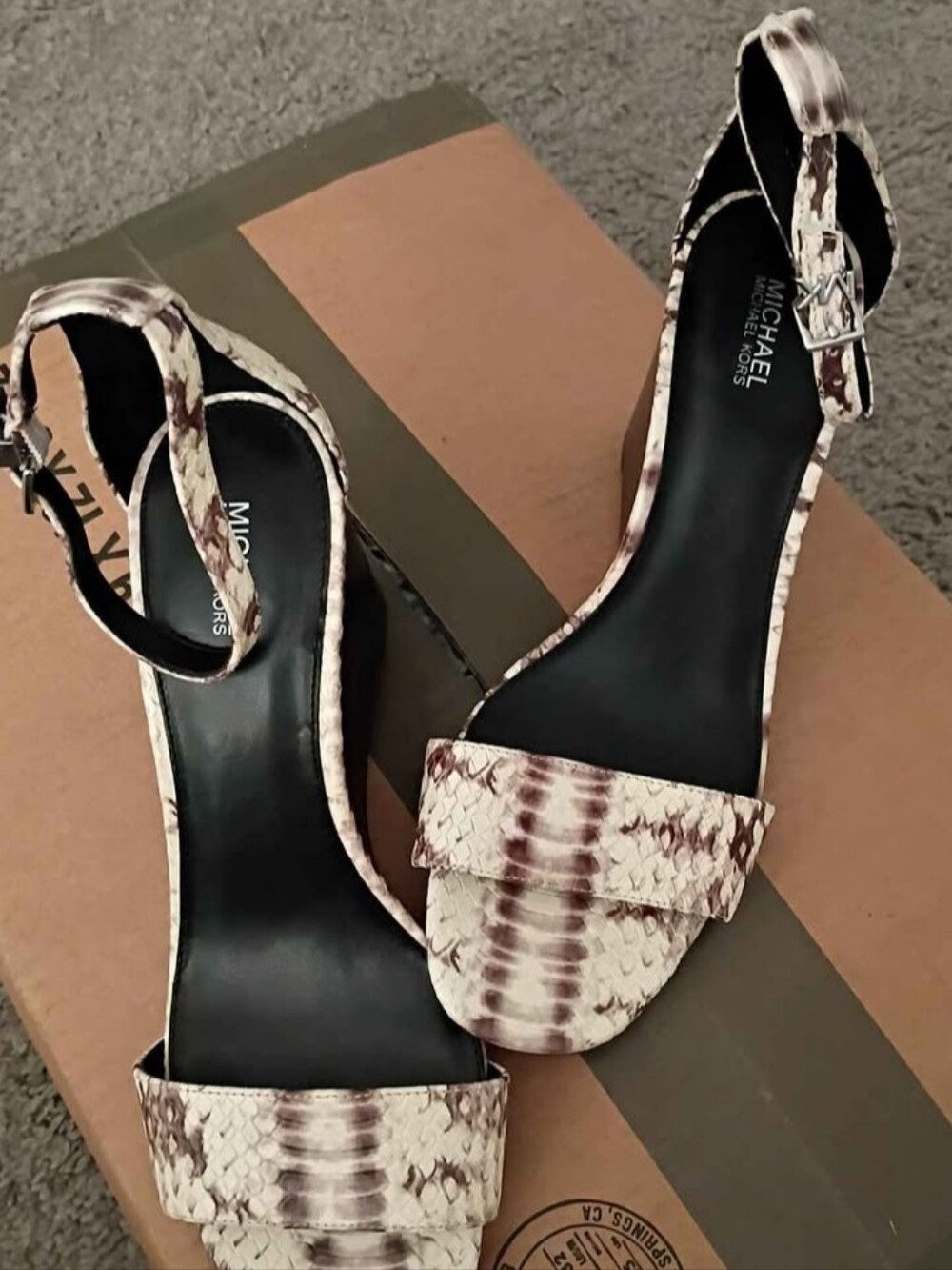 Micheal Kors Fiona Snakeskin Wedge Sandals -9M